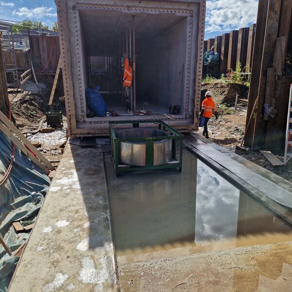 Einschub eines Bauwerks