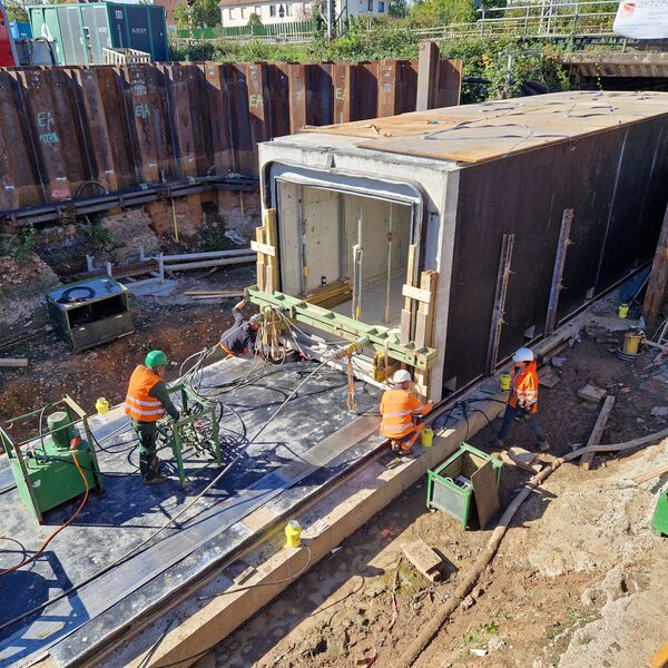 Einschub eines Bauwerks